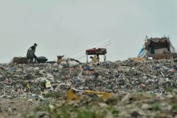 DLHK Palembang hentikan  angkut sampah dari kawasan komersil