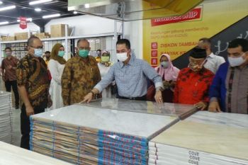 Pemkab Kudus ingatkan pemilik tempat usaha  patuhi protokol kesehatan