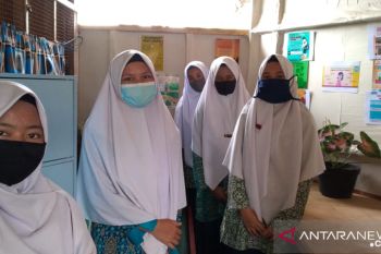 Dosen Universitas Baiturrahmah melaksanakan Kegiatan PKMS (Program Kemitraan Masyarakat Stimulus) di Pondok Pesantren Darul 'Ulum Padang