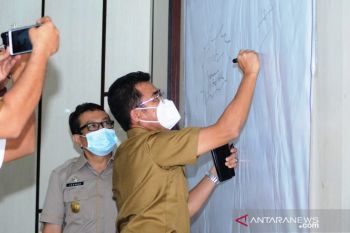Guru dan tenaga kependidikan Solok Selatan berkomitmen dukung Perda AKB
