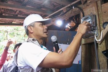Jateng kebut pemasangan listrik gratis di daerah kemiskinan ekstrem