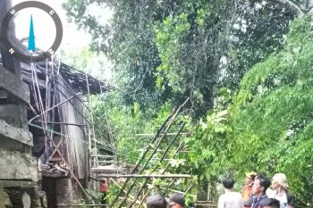 Korban puting beliung di OKU dibantu  progam bedah rumah