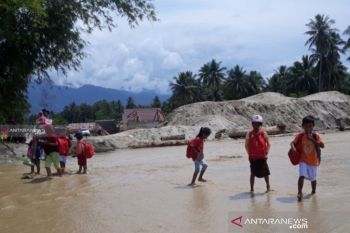 Pemkab Sigi  upayakan pemenuhan hak anak terhadap pendidikan