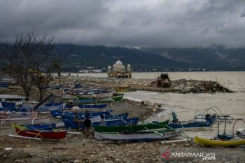 Rivitalisasi pantai teluk Palu