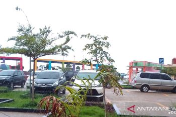 Sejumlah destinasi wisata di Agam diserbu pengunjung saat libur panjang