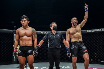 Kalahkan juara bertahan, Reiner De Ridder bikin kejutan jadi juara dunia ONE Championship