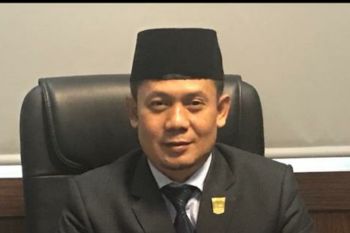Sekretaris Komisi V DPRD Sumbar Syahrul Furqon meninggal dunia