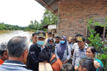 3.988 KK terdampak banjir Sungai Batang Kambang