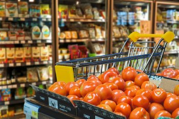 Giant gelar program diskon sembako hingga buah segar