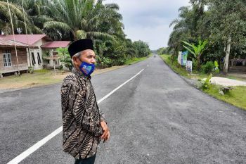 Puluhan tahun tak diperbaiki, jalan ke Teluk Merempan kini sudah beraspal