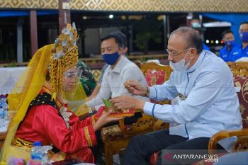 Bupati Natuna berharap Kemenkominfo perluas jaringan internet