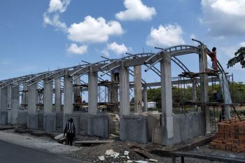 Pembangunan lapak kuliner Loang Baloq alami keterlambatan