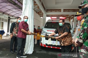 Pemkab Bantul meresmikan operasional mobil lab PCR