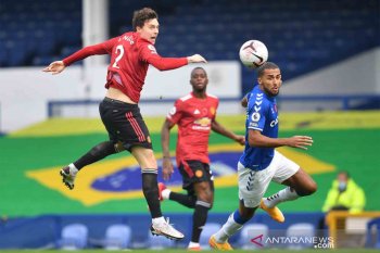 Para bek MU diharapkan pulih saat laga lawan Liverpool