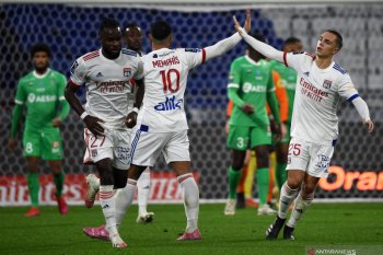 Kadewere bawa Lyon bangkit untuk atasi Saint-Etienne