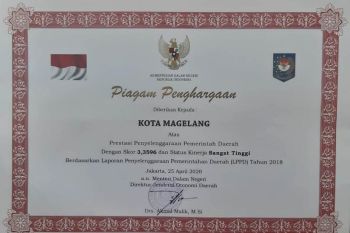 Kota Magelang terima penghargaan LPPD dengan status kinerja sangat tinggi