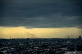 BMKG Makassar : Waspadai hujan lebat dan angin kencang di Sulsel