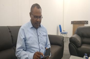 Tiga anggota KPU Boven Digoel diberhentikan sementara terkait  cabup