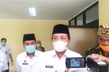 Gubernur panggil semua kepala daerah yang kekurangan ruang isolasi