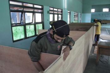Barak pengungsi Gunung Merapi disesuaikan prosedur protokol kesehatan