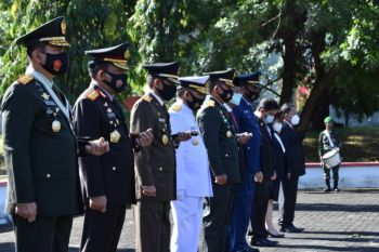 Kapolda Sulut hadiri upacara Ziarah Hari Pahlawan di TMP Kairagi