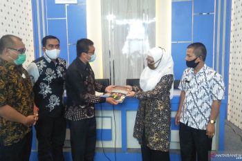 Pemkot Pariaman dan Pemkab Banyuwangi saling tukar informasi terkait produk hukum untuk tingkatkan pelayanan