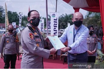 Kapolda Riau Resmikan Gedung Polsubsektor Pelalawan Hibah dari RAPP