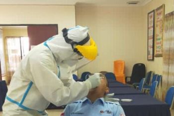 KPU Provinsi Lampung lakukan tes usap bagi seluruh jajarannya