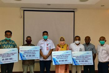 AP I salurkan bantuan  untuk rumah ibadah di  Kupang