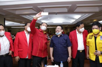 Ketua MPR : Merawat Kebhinnekaan Kunci Tetap Berdirinya NKRI