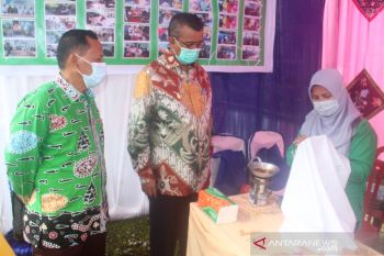 Pemkab Solok gelar kegiatan gebyar memberdayakan kaum perempuan