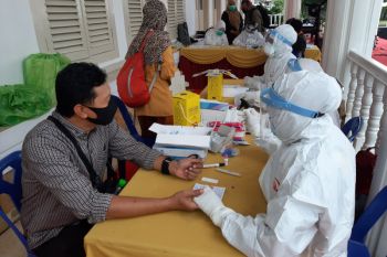 160 tenaga medis  Kepri disiapkan untuk vaksinasi COVID-19