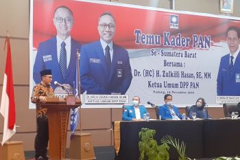 Zulkifli Hasan minta kader kerja keras menangkan Pilkada Sumbar