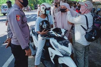 Polres Lombok Utara menggencarkan razia pengendara tidak memakai masker