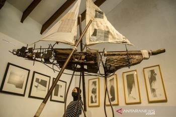 Pameran kolaborasi seni murni