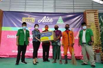 Paku Alam X apresiasi donasi masker medis GP Ansor dan Aice Group