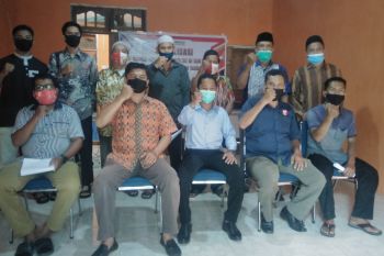 Panwascam libatkan pengurus masjid cegah pelanggaran Pilgub Sumbar