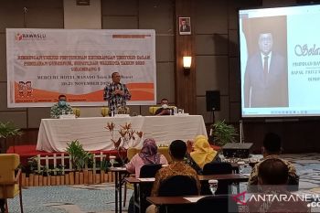Komisioner Bawaslu RI ingatkan jajarannya di Sulut   siapkan form A