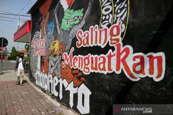Mural saling menguatkan