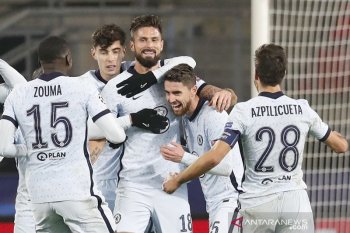Gol Olivier Giroud menentukan kemenangan Chelsea 2-1 atas Rennes