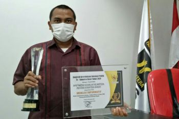 PKS Sumbar kembali raih peringkat pertama partai paling informatif dari Komisi Informasi