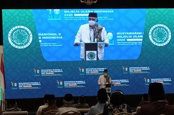 Ketum terpilih KH Miftachul Akhyar: Umat menunggu kiprah MUI
