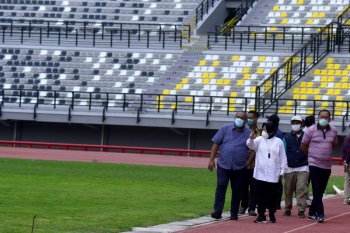 Renovasi luar stadion GBT Kota Surabaya dikebut jelang Piala Dunia U-20