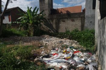 Banyak warga Bandarlampung masih membuang sampah sembarangan