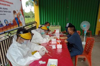 Bawaslu OKU rapid test 725  Pengawas TPS