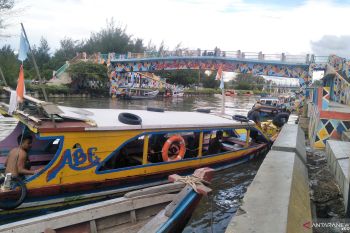 Wisatawan tetap antusias ke Pulau Angso Duo Pariaman meski cuaca ekstrem