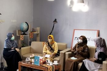 Dorong minat baca di masa pandemi, Dispusarda Metro gelar "ngopi" daring