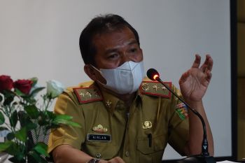 Pj Sekda Lampung Tengah lakukan evaluasi penanganan COVID-19 di seluruh kecamatan