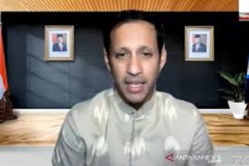 Mendikbud Nadiem Makarim tegaskan PTM pada Januari 2021 didasarkan persyaratan ketat