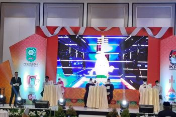 Debat Pilkada Siak diwarnai teguran